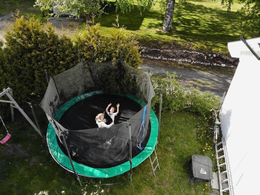 Flott Stort Hus I Stavern, Sjoutsikt Og Basseng Larvik Exterior foto