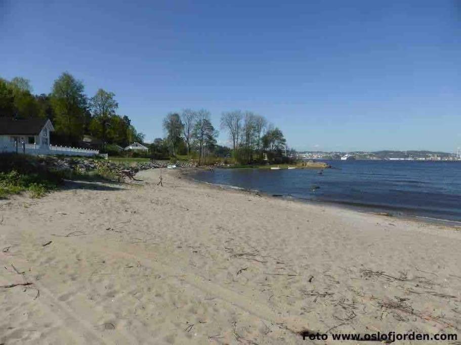 Flott Stort Hus I Stavern, Sjoutsikt Og Basseng Larvik Exterior foto